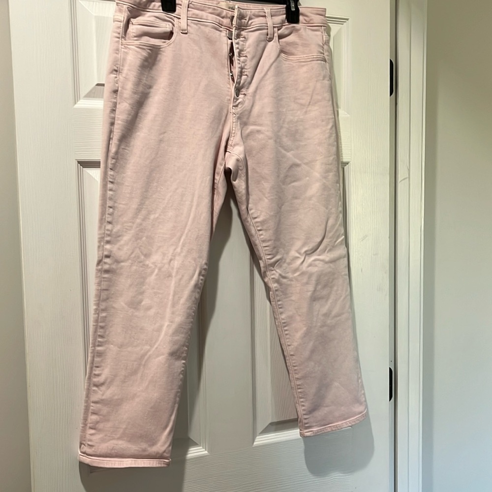 EUC Universal Thread pink cropped women jeans sz 14